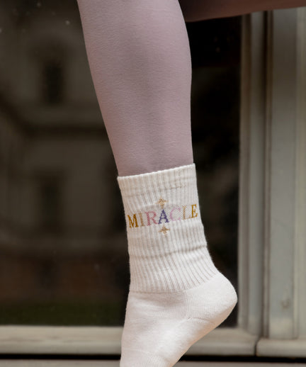 Yoga Sportsocken Miracle Stars Bio Baumwolle Ava - weiß | color:weiß | yoga damen socken miracle stars ava | bio baumwolle recyceltes polyester | sportsocken miracle stars | yoga damen socken nachhaltig