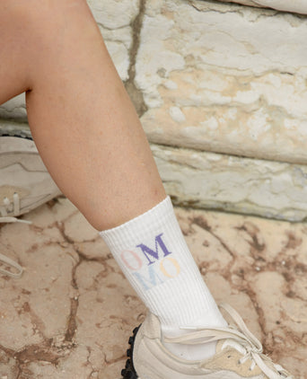Yoga Sportsocken OM OM Bio Baumwolle Ava - weiß | color:weiß | yoga damen socken OM OM ava | bio baumwolle recyceltes polyester | sportsocken OM OM | yoga damen socken nachhaltig