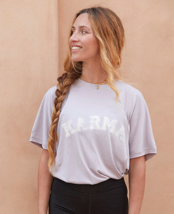 Yoga Boxy T-Shirt Karma Bio Baumwolle Tencel™ Sora - lila | color:lila | yoga damen boxy t-shirt sora | bio baumwolle tencel | t-shirt karma | yoga damen t-shirt nachhaltig
