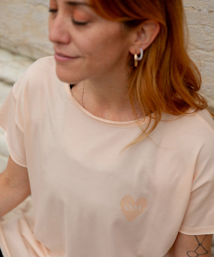 Yoga Loose T-Shirt Buddha OM Bio Baumwolle Tencel™ Sue - rosa | color:rosa | yoga damen loose t-shirt sue | bio baumwolle tencel | t-shirt buddha OM | yoga damen t-shirt nachhaltig