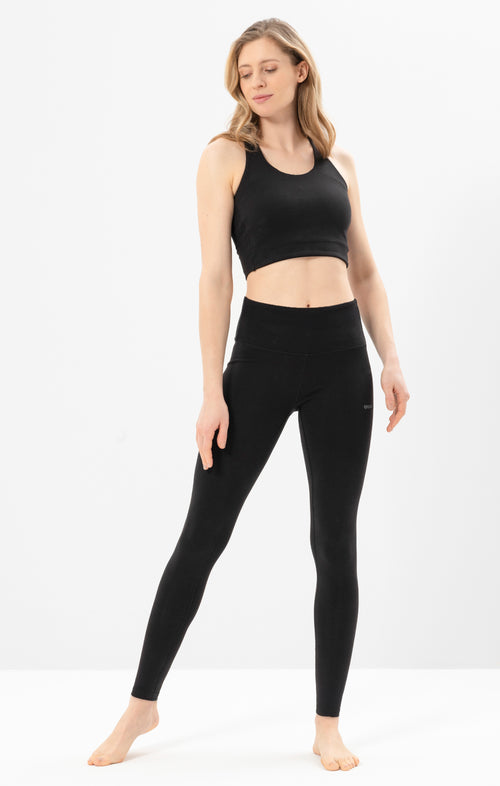 | color:schwarz | yoga damen basic leggings luna | tencel bio baumwolle | leggings basic | yoga damen leggings nachhaltig