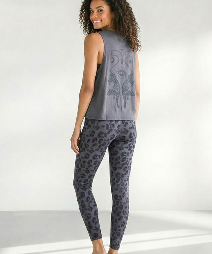Yoga Boxy Tank Cosmic Leopard Bio Baumwolle Tencel™ Tula - grau | color:grau | yoga damen boxy tank cosmic leopard | bio baumwolle tencel | yoga boxy tank top | yoga oberteil nachhaltig