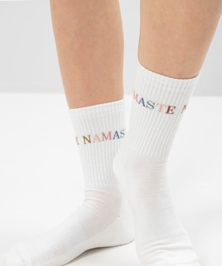 Yoga Sportsocken Namaste Bio Baumwolle Ava - weiß | color:weiß | yoga damen socken namaste ava | bio baumwolle recyceltes polyester | sportsocken namaste | yoga damen socken nachhaltig