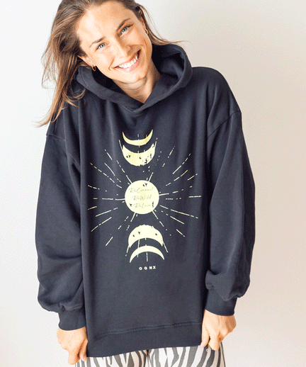 Boxy Hoodie ReConnect by Sinah Diepold - Kale & Cake - black | color:schwarz |yoga hoodie sinah diepold kale&cake |hoodie mond sonne