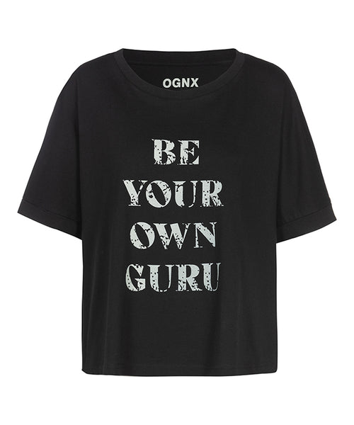 | color:schwarz |Yoga Boxy T-Shirt Be Your Own Guru by SOULYOGA Berlin 108 schwarz |bio baumwolle