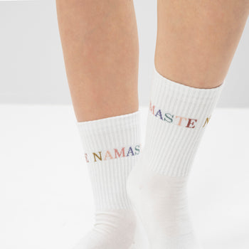 | color:weiß | yoga damen socken namaste ava | bio baumwolle recyceltes polyester | sportsocken namaste | yoga damen socken nachhaltig