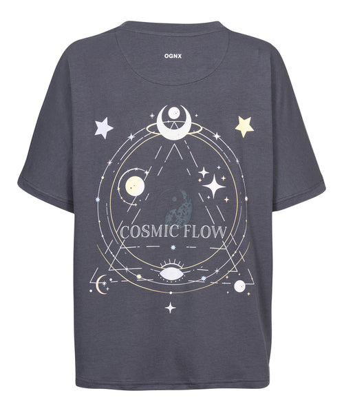 | color:grau | yoga damen boxy shirt sora | bio baumwolle tencel | yoga shirt cosmic flow | yoga damen t-shirt nachhaltig