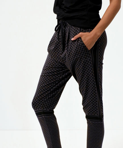 | color:grau |yoga harem pants keffiah grau |yoga kleidung